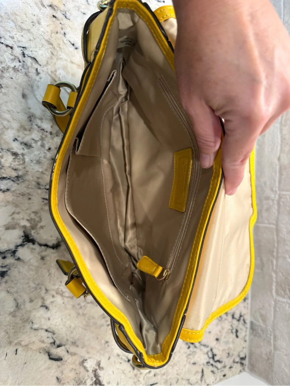 Coach EUC Yellow Leather Soho Satchel w/Hangtag